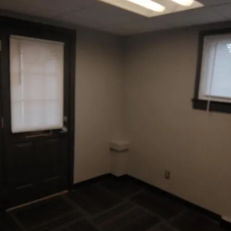 E. Michigan Walk Up Furnished 2 Bedroom Apt Lansing Exterior photo