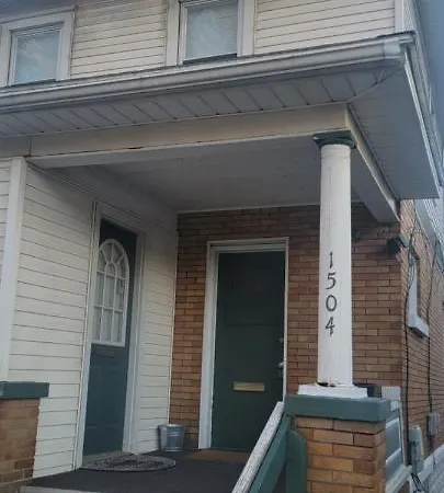 E. Michigan Walk Up Furnished 2 Bedroom Apt Lansing Exterior photo